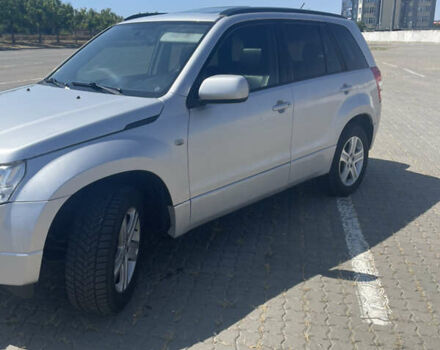 Серый Сузуки Гранд Витара, объемом двигателя 2 л и пробегом 147 тыс. км за 6500 $, фото 1 на Automoto.ua