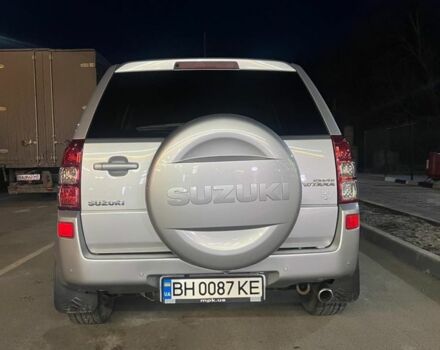 Серый Сузуки Гранд Витара, объемом двигателя 2 л и пробегом 208 тыс. км за 7000 $, фото 2 на Automoto.ua