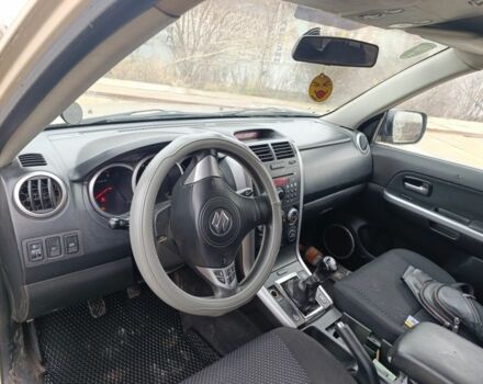 Серый Сузуки Гранд Витара, объемом двигателя 1.9 л и пробегом 333 тыс. км за 3000 $, фото 4 на Automoto.ua