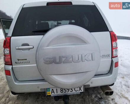 Серый Сузуки Гранд Витара, объемом двигателя 2 л и пробегом 124 тыс. км за 8000 $, фото 4 на Automoto.ua