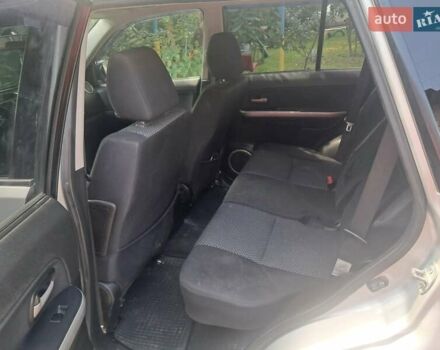 Серый Сузуки Гранд Витара, объемом двигателя 2 л и пробегом 331 тыс. км за 6000 $, фото 3 на Automoto.ua