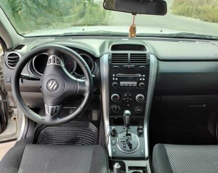 Сірий Сузукі Гранд Вітара, об'ємом двигуна 2 л та пробігом 290 тис. км за 7000 $, фото 8 на Automoto.ua