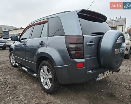 Серый Сузуки Гранд Витара, объемом двигателя 2 л и пробегом 245 тыс. км за 6500 $, фото 6 на Automoto.ua