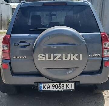 Серый Сузуки Гранд Витара, объемом двигателя 2 л и пробегом 185 тыс. км за 8800 $, фото 8 на Automoto.ua