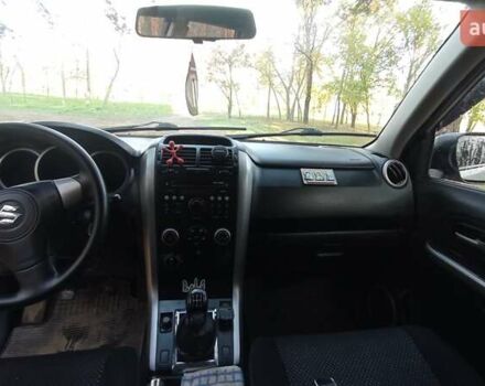 Сірий Сузукі Гранд Вітара, об'ємом двигуна 2 л та пробігом 154 тис. км за 7200 $, фото 7 на Automoto.ua