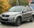 Сірий Сузукі Гранд Вітара, об'ємом двигуна 2 л та пробігом 279 тис. км за 8500 $, фото 2 на Automoto.ua