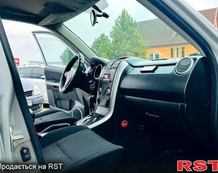 Сірий Сузукі Гранд Вітара, об'ємом двигуна 2 л та пробігом 250 тис. км за 5700 $, фото 10 на Automoto.ua