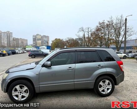 Сірий Сузукі Гранд Вітара, об'ємом двигуна 2 л та пробігом 241 тис. км за 6200 $, фото 2 на Automoto.ua