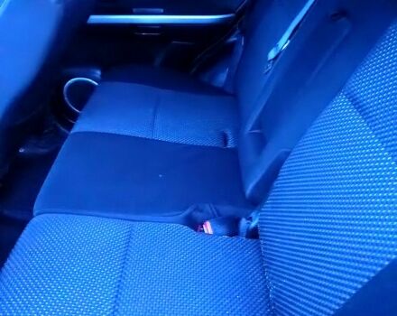 Серый Сузуки Гранд Витара, объемом двигателя 2 л и пробегом 360 тыс. км за 6000 $, фото 3 на Automoto.ua