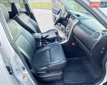 Серый Сузуки Гранд Витара, объемом двигателя 2 л и пробегом 230 тыс. км за 6550 $, фото 14 на Automoto.ua