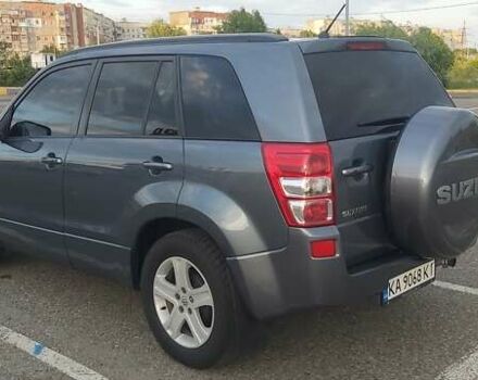 Серый Сузуки Гранд Витара, объемом двигателя 2 л и пробегом 185 тыс. км за 8800 $, фото 3 на Automoto.ua