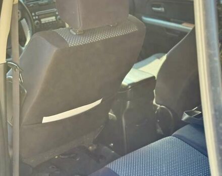 Сірий Сузукі Гранд Вітара, об'ємом двигуна 2 л та пробігом 196 тис. км за 9000 $, фото 15 на Automoto.ua