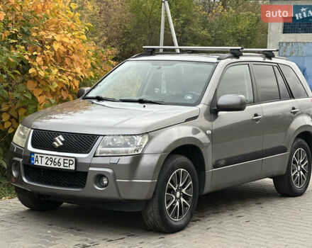 Сірий Сузукі Гранд Вітара, об'ємом двигуна 2 л та пробігом 279 тис. км за 8500 $, фото 25 на Automoto.ua