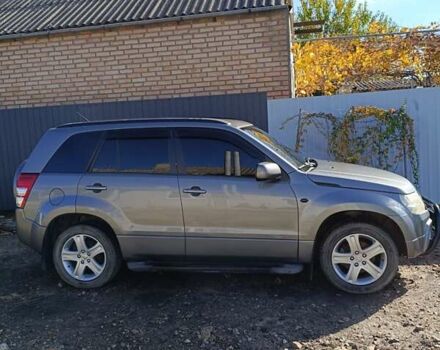 Сірий Сузукі Гранд Вітара, об'ємом двигуна 2 л та пробігом 200 тис. км за 6800 $, фото 3 на Automoto.ua