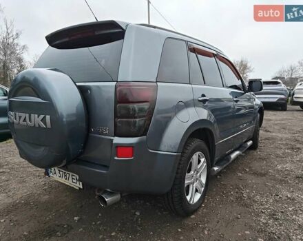 Серый Сузуки Гранд Витара, объемом двигателя 2 л и пробегом 245 тыс. км за 6500 $, фото 4 на Automoto.ua
