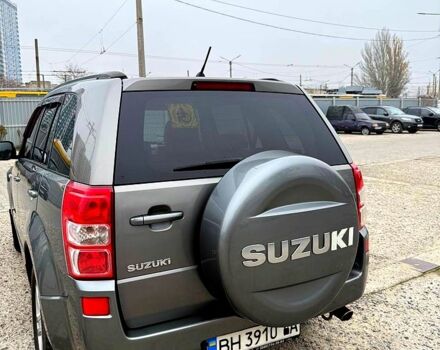 Сірий Сузукі Гранд Вітара, об'ємом двигуна 2 л та пробігом 241 тис. км за 6200 $, фото 3 на Automoto.ua