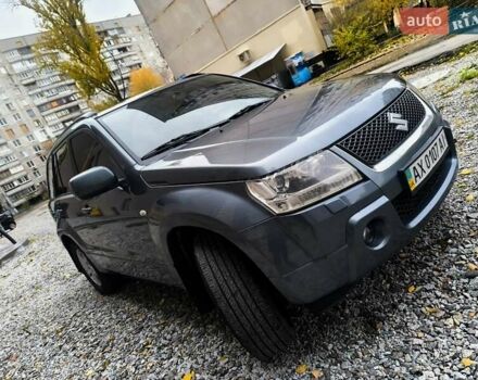 Сірий Сузукі Гранд Вітара, об'ємом двигуна 2 л та пробігом 205 тис. км за 7300 $, фото 7 на Automoto.ua