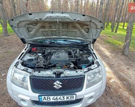 Сірий Сузукі Гранд Вітара, об'ємом двигуна 2 л та пробігом 154 тис. км за 7200 $, фото 4 на Automoto.ua