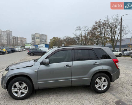 Серый Сузуки Гранд Витара, объемом двигателя 2 л и пробегом 241 тыс. км за 6200 $, фото 2 на Automoto.ua