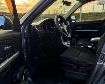 Сірий Сузукі Гранд Вітара, об'ємом двигуна 2 л та пробігом 180 тис. км за 7000 $, фото 11 на Automoto.ua