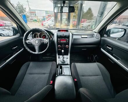 Сірий Сузукі Гранд Вітара, об'ємом двигуна 2 л та пробігом 250 тис. км за 5700 $, фото 18 на Automoto.ua