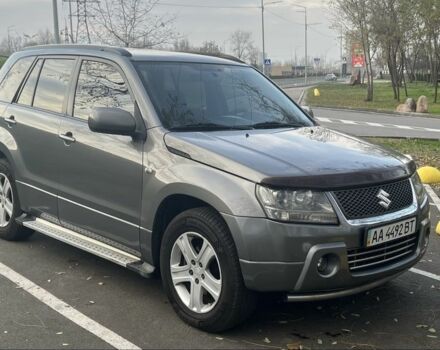 Серый Сузуки Гранд Витара, объемом двигателя 2 л и пробегом 360 тыс. км за 7500 $, фото 2 на Automoto.ua