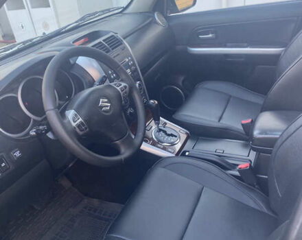 Сірий Сузукі Гранд Вітара, об'ємом двигуна 2 л та пробігом 251 тис. км за 6500 $, фото 7 на Automoto.ua