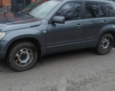 Серый Сузуки Гранд Витара, объемом двигателя 2 л и пробегом 216 тыс. км за 6500 $, фото 3 на Automoto.ua