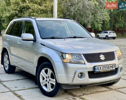 Сірий Сузукі Гранд Вітара, об'ємом двигуна 2 л та пробігом 175 тис. км за 7450 $, фото 3 на Automoto.ua