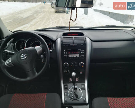 Серый Сузуки Гранд Витара, объемом двигателя 2 л и пробегом 124 тыс. км за 8000 $, фото 10 на Automoto.ua