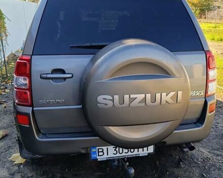 Сірий Сузукі Гранд Вітара, об'ємом двигуна 2 л та пробігом 200 тис. км за 6800 $, фото 5 на Automoto.ua