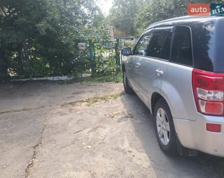 Серый Сузуки Гранд Витара, объемом двигателя 2 л и пробегом 331 тыс. км за 6000 $, фото 1 на Automoto.ua