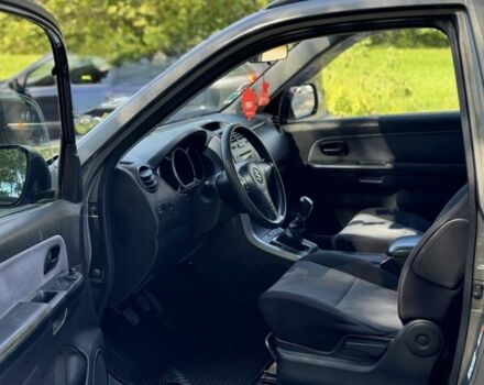 Сірий Сузукі Гранд Вітара, об'ємом двигуна 1.9 л та пробігом 275 тис. км за 3300 $, фото 6 на Automoto.ua