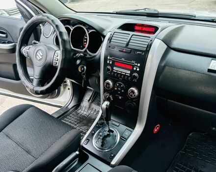 Сірий Сузукі Гранд Вітара, об'ємом двигуна 2 л та пробігом 250 тис. км за 5700 $, фото 9 на Automoto.ua