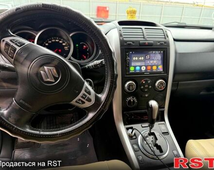 Сірий Сузукі Гранд Вітара, об'ємом двигуна 2 л та пробігом 241 тис. км за 6200 $, фото 10 на Automoto.ua