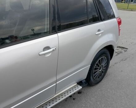 Серый Сузуки Гранд Витара, объемом двигателя 2 л и пробегом 280 тыс. км за 3117 $, фото 5 на Automoto.ua