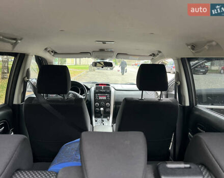 Серый Сузуки Гранд Витара, объемом двигателя 2 л и пробегом 89 тыс. км за 8000 $, фото 11 на Automoto.ua