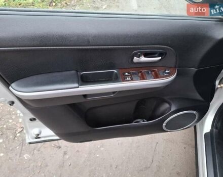 Серый Сузуки Гранд Витара, объемом двигателя 1.87 л и пробегом 248 тыс. км за 6950 $, фото 24 на Automoto.ua