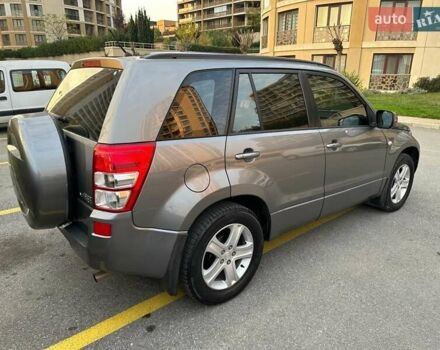 Серый Сузуки Гранд Витара, объемом двигателя 2 л и пробегом 120 тыс. км за 8200 $, фото 4 на Automoto.ua