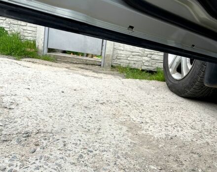 Серый Сузуки Гранд Витара, объемом двигателя 2 л и пробегом 219 тыс. км за 8700 $, фото 5 на Automoto.ua