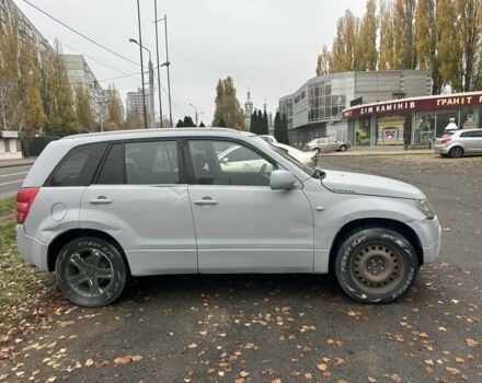 Серый Сузуки Гранд Витара, объемом двигателя 0 л и пробегом 250 тыс. км за 3500 $, фото 3 на Automoto.ua