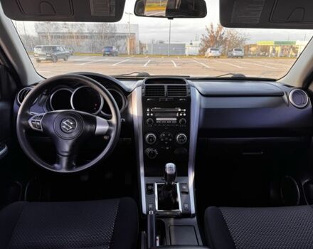 Сірий Сузукі Гранд Вітара, об'ємом двигуна 2 л та пробігом 139 тис. км за 6400 $, фото 7 на Automoto.ua