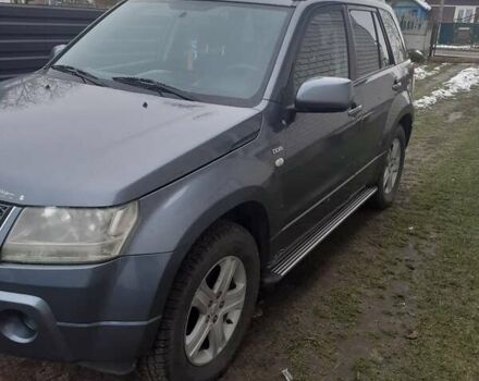 Серый Сузуки Гранд Витара, объемом двигателя 1.87 л и пробегом 250 тыс. км за 8300 $, фото 2 на Automoto.ua
