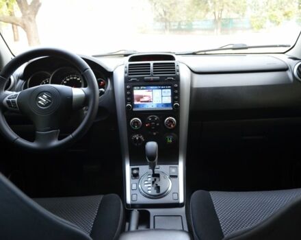 Серый Сузуки Гранд Витара, объемом двигателя 2.7 л и пробегом 173 тыс. км за 8100 $, фото 8 на Automoto.ua