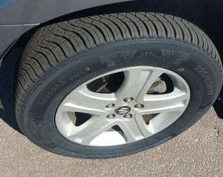 Серый Сузуки Гранд Витара, объемом двигателя 2.7 л и пробегом 340 тыс. км за 7200 $, фото 9 на Automoto.ua