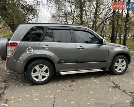 Серый Сузуки Гранд Витара, объемом двигателя 2 л и пробегом 89 тыс. км за 8000 $, фото 10 на Automoto.ua