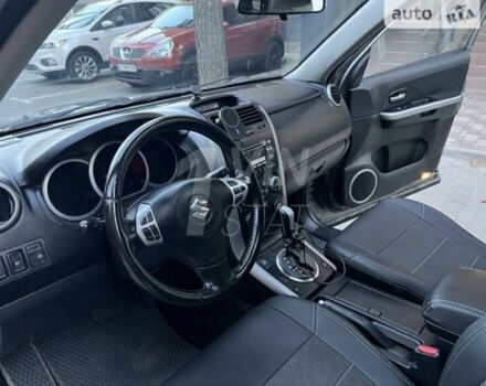Серый Сузуки Гранд Витара, объемом двигателя 2.7 л и пробегом 202 тыс. км за 8700 $, фото 7 на Automoto.ua