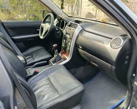 Сірий Сузукі Гранд Вітара, об'ємом двигуна 2 л та пробігом 339 тис. км за 6900 $, фото 3 на Automoto.ua