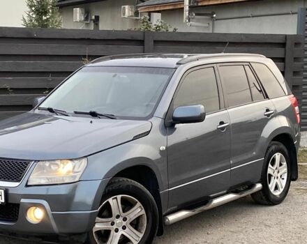 Сірий Сузукі Гранд Вітара, об'ємом двигуна 2 л та пробігом 198 тис. км за 6900 $, фото 3 на Automoto.ua