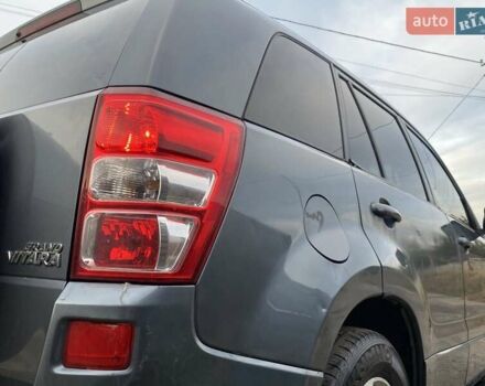 Сірий Сузукі Гранд Вітара, об'ємом двигуна 2 л та пробігом 197 тис. км за 6800 $, фото 15 на Automoto.ua